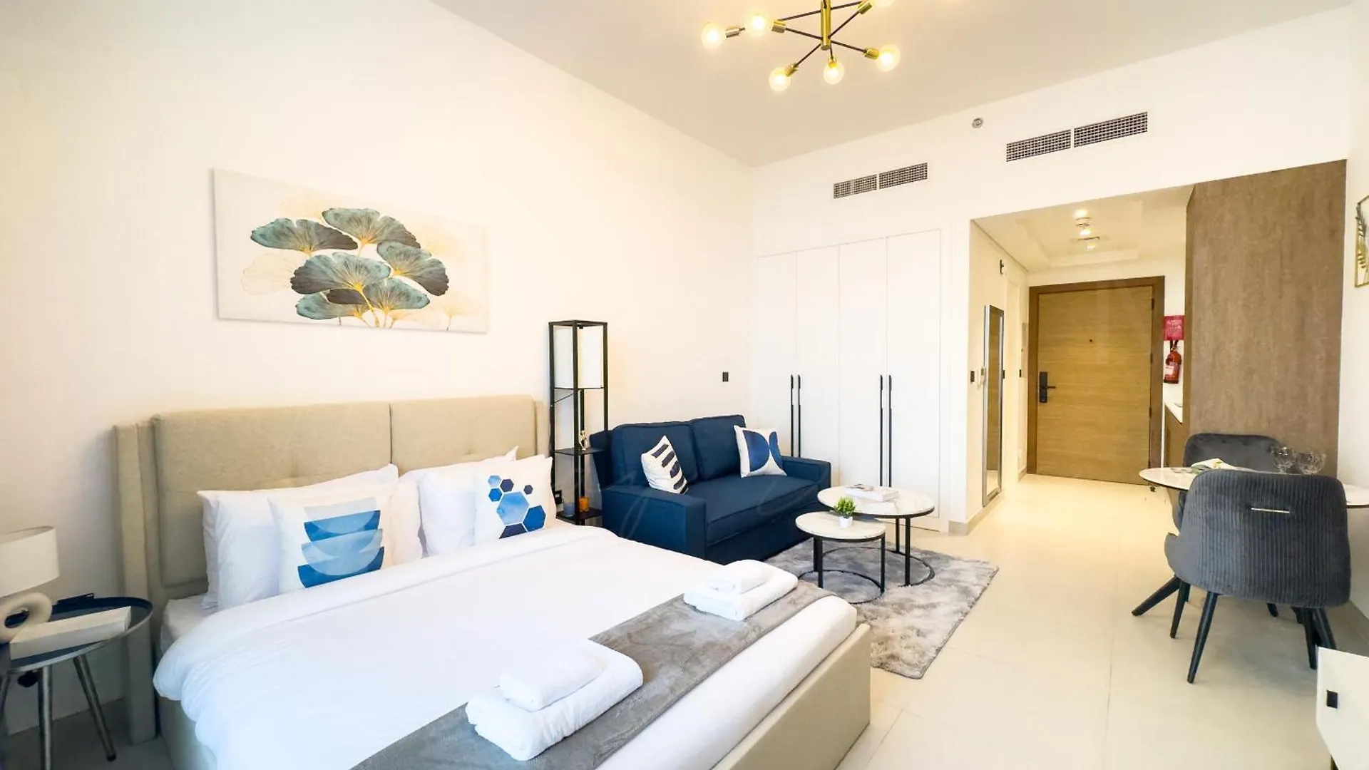 Prime Res 3 -Studio Alfurjan 208 Dubai
