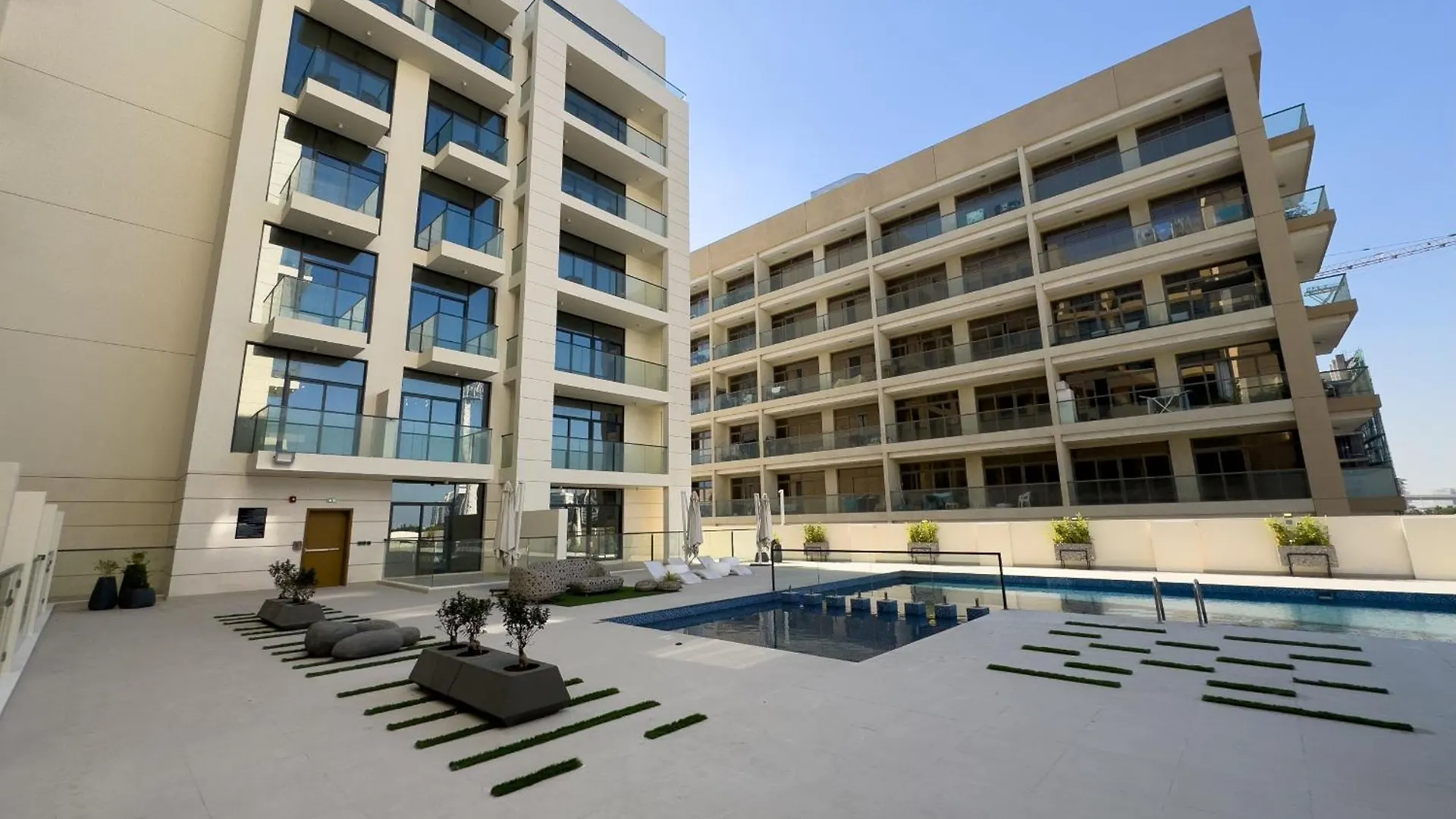Prime Res 3 -Studio Alfurjan 208 Dubai